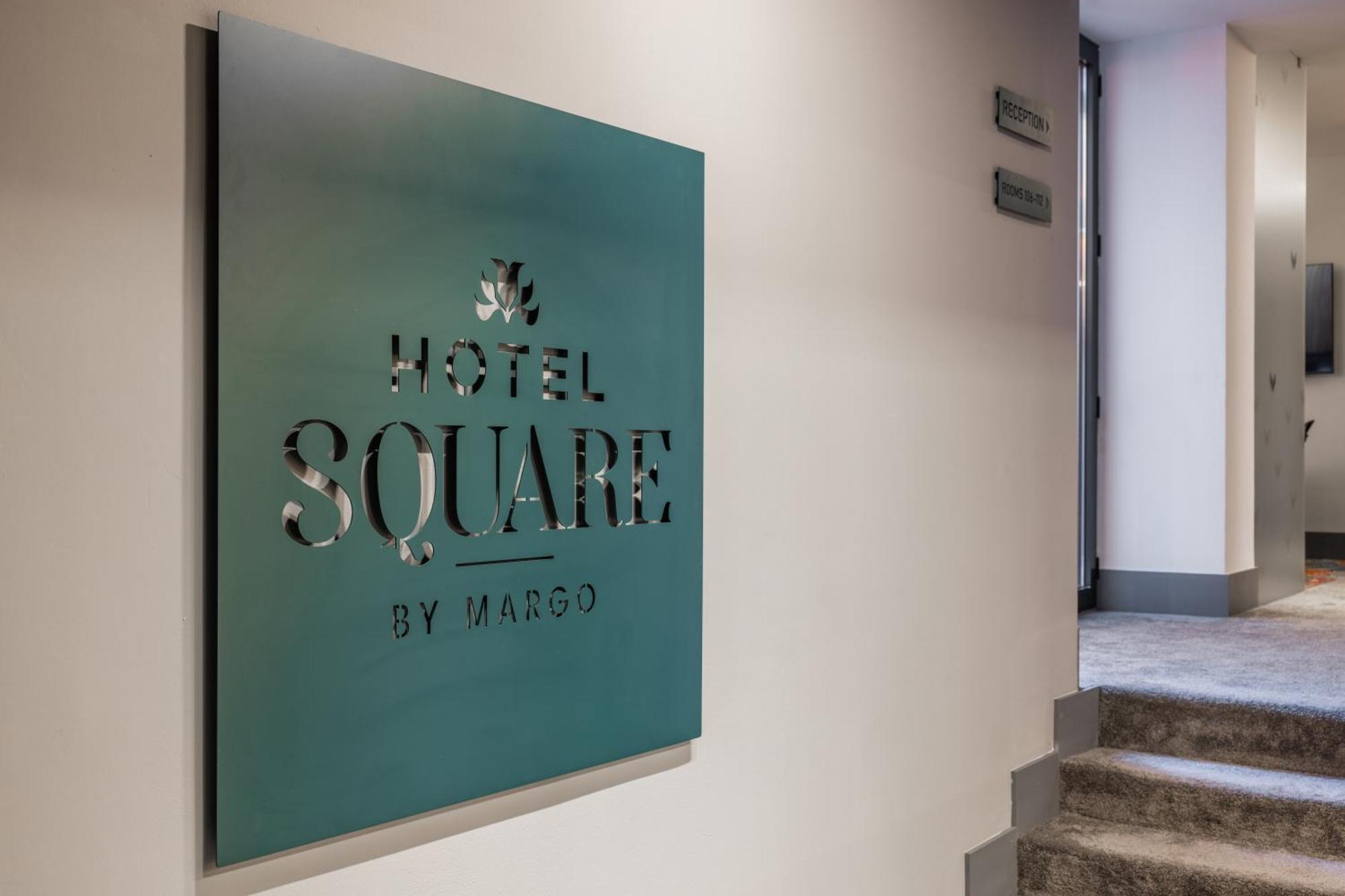 Hotel Square By Margo Pristina Exterior foto